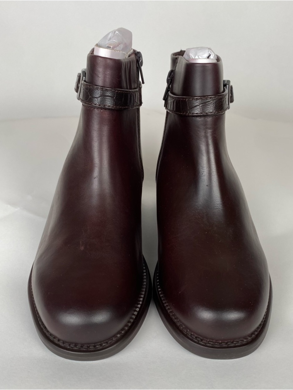 NWT Clarks Women's Maye Grace Bordeaux Leather Ankle Boot‎ - 7 WIDE - Picture 6 of 11
